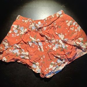 American eagle flowy shorts